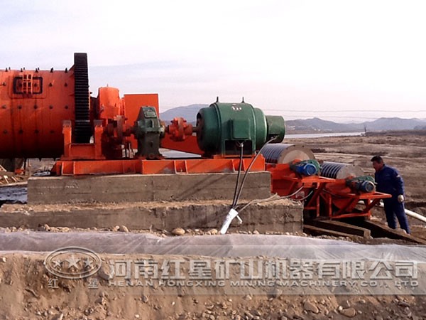 鐵礦石磨礦磁選現(xiàn)場 鐵礦石磨礦磁選現(xiàn)場