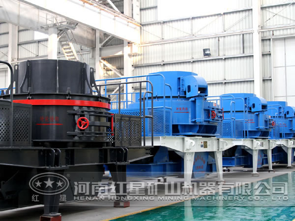 沖擊式破碎機運轉(zhuǎn)注意事項 沖擊式破碎機運轉(zhuǎn)注意事項