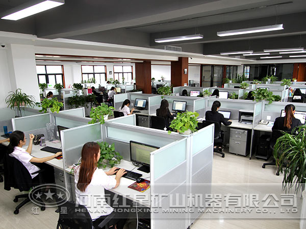 藍閃石對輥式破碎機服務 藍閃石對輥式破碎機服務