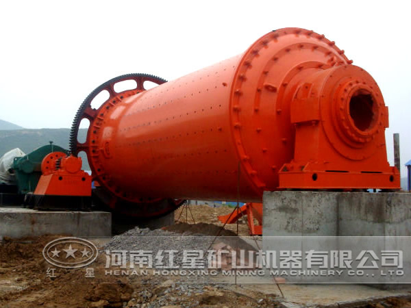 球磨機作業(yè)現(xiàn)場 球磨機作業(yè)現(xiàn)場