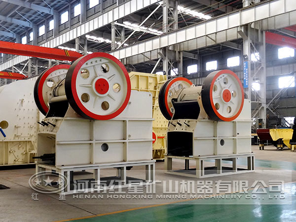 顎式破碎機(jī)鄂 顎式破碎機(jī)鄂