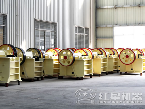 紅星機(jī)器車間一角 紅星機(jī)器車間一角