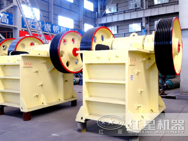 小型礦山用顎式破碎機(jī) 小型礦山用顎式破碎機(jī)