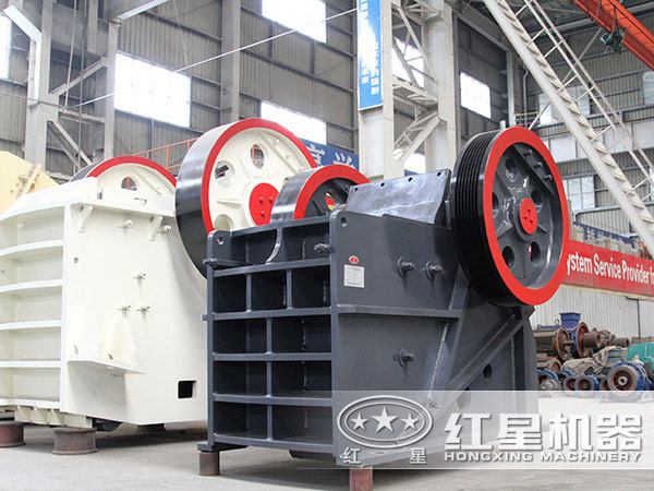 鄂式破碎機(jī) 鄂式破碎機(jī)