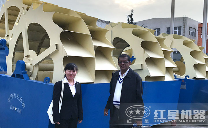 客戶來廠選購洗砂機 客戶來廠選購洗砂機