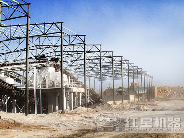 新型反擊式有效制砂機生產現場 新型反擊式有效制砂機生產現場