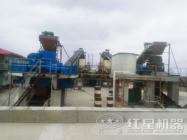 制砂機(jī)作業(yè)現(xiàn)場 制砂機(jī)作業(yè)現(xiàn)場