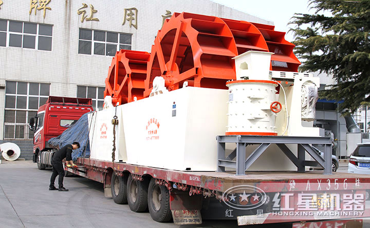 洗沙機器裝車準備出發(fā) 洗沙機器裝車準備出發(fā)