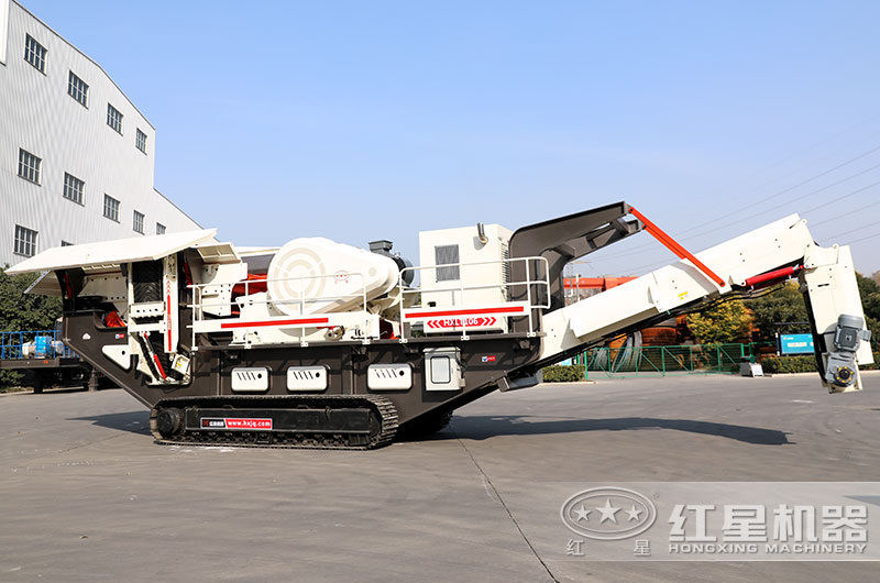 履帶式移動碎石機(jī)伸縮自如,轉(zhuǎn)場自由 履帶式移動碎石機(jī)伸縮自如,轉(zhuǎn)場自由