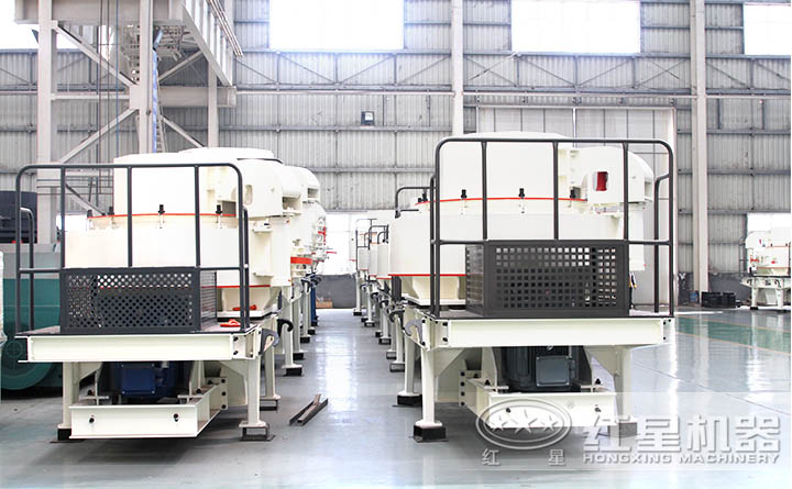 不同規(guī)格型號的立軸沖擊式破碎機(jī) 不同規(guī)格型號的立軸沖擊式破碎機(jī)