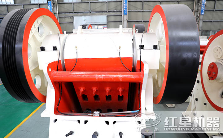 歐版顎破進料口特寫 歐版顎破進料口特寫