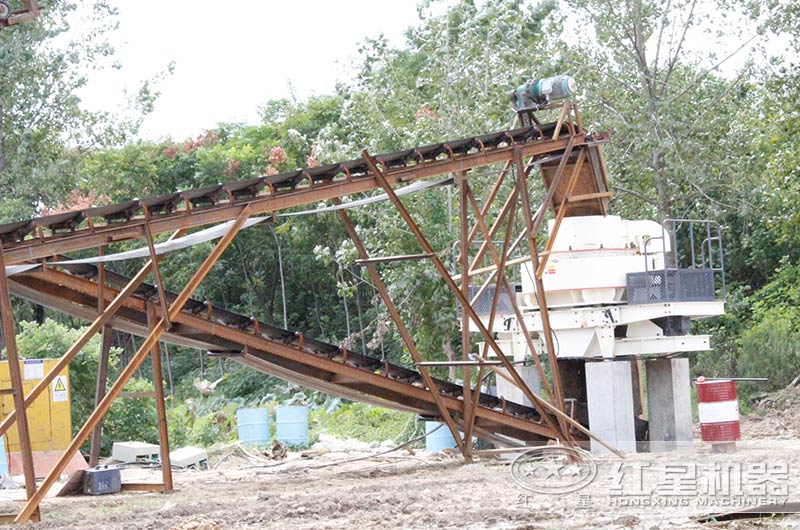 制砂設(shè)備作業(yè)現(xiàn)場 制砂設(shè)備作業(yè)現(xiàn)場