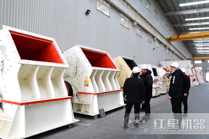 一對一為客戶答疑解惑 一對一為客戶答疑解惑