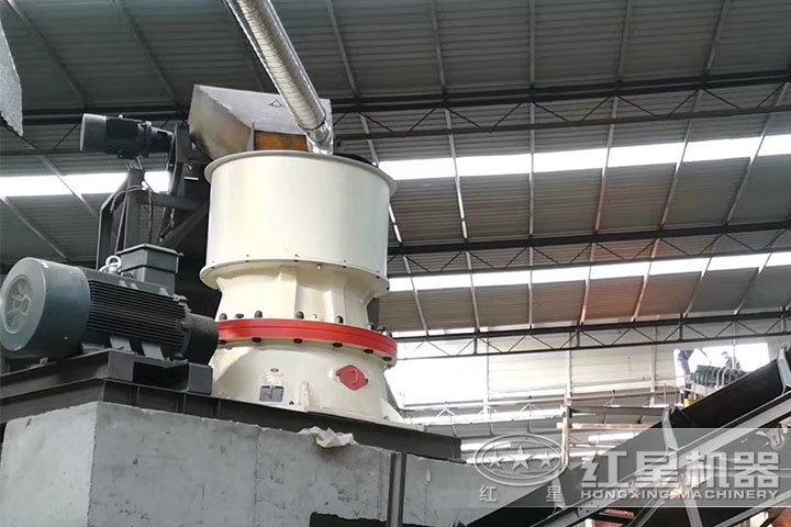 圓錐破碎機現場 圓錐破碎機現場