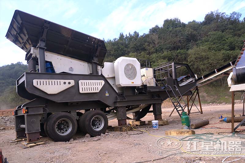 時產40噸簡易式輪胎移動破客戶現場 時產40噸簡易式輪胎移動破客戶現場