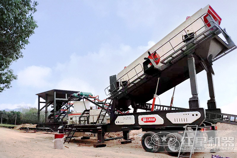 移動(dòng)制砂機(jī)設(shè)備客戶現(xiàn)場(chǎng) 移動(dòng)制砂機(jī)設(shè)備客戶現(xiàn)場(chǎng)