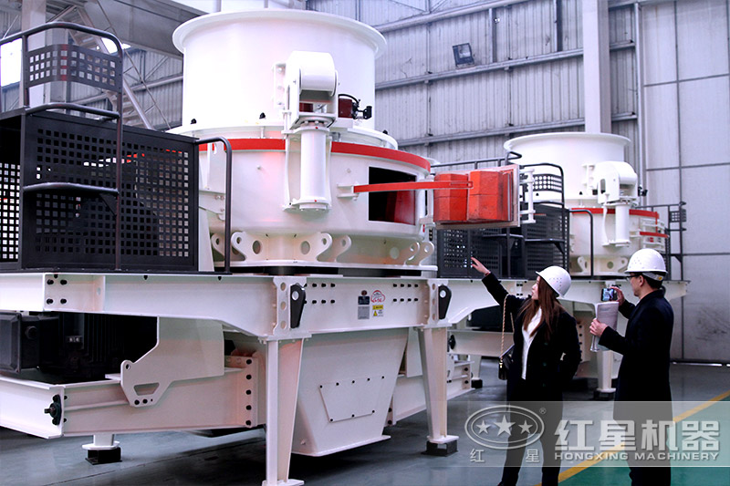 客戶參觀紅星環保制砂機廠區 客戶參觀紅星環保制砂機廠區