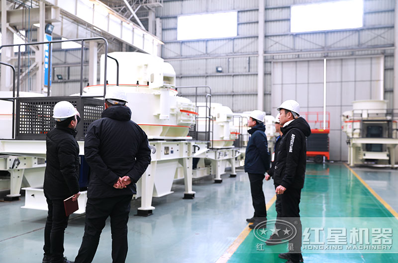 客戶來廠參觀制砂設備 客戶來廠參觀制砂設備